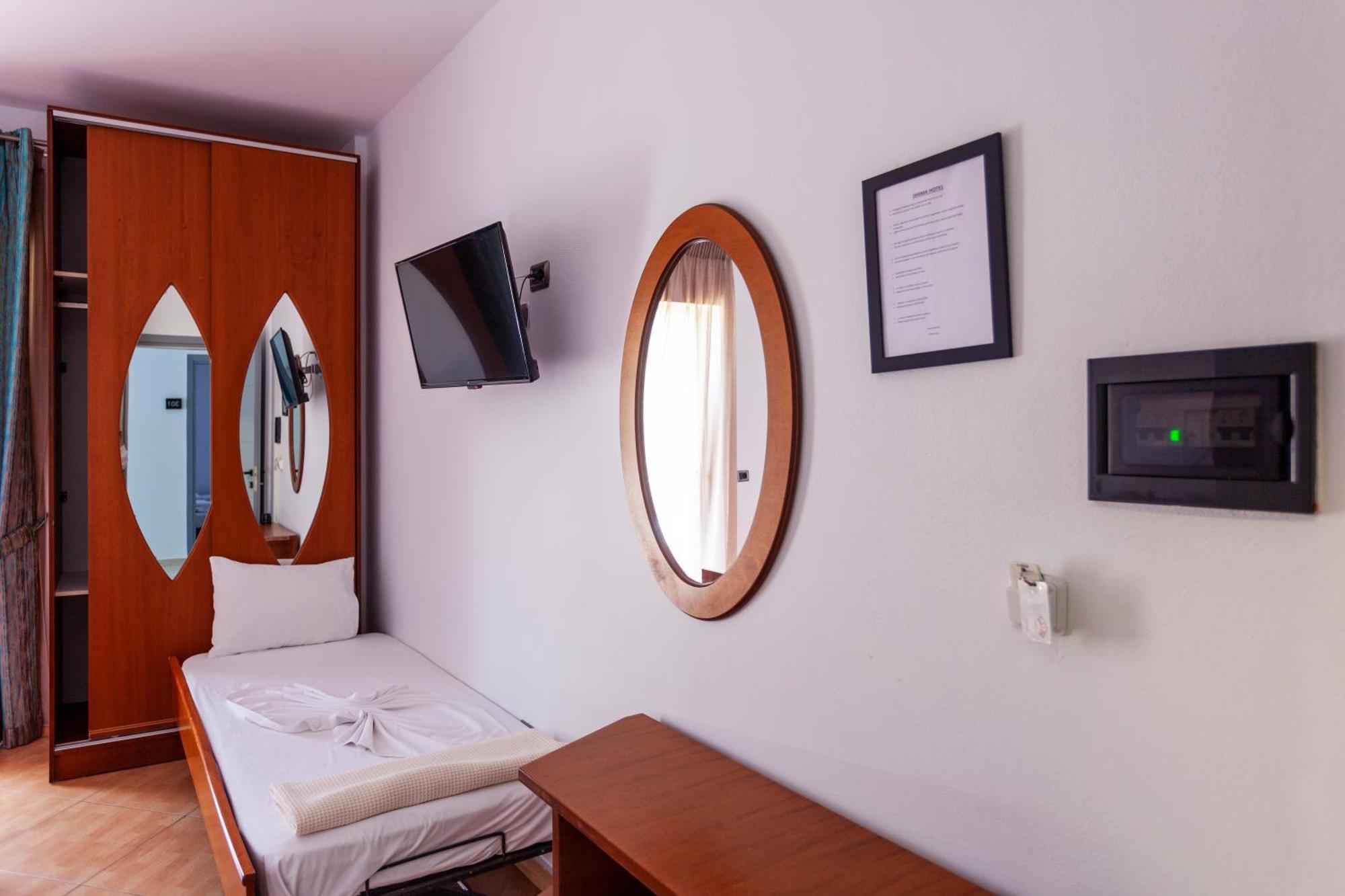 Dhima Hotel Himarë Exteriér fotografie