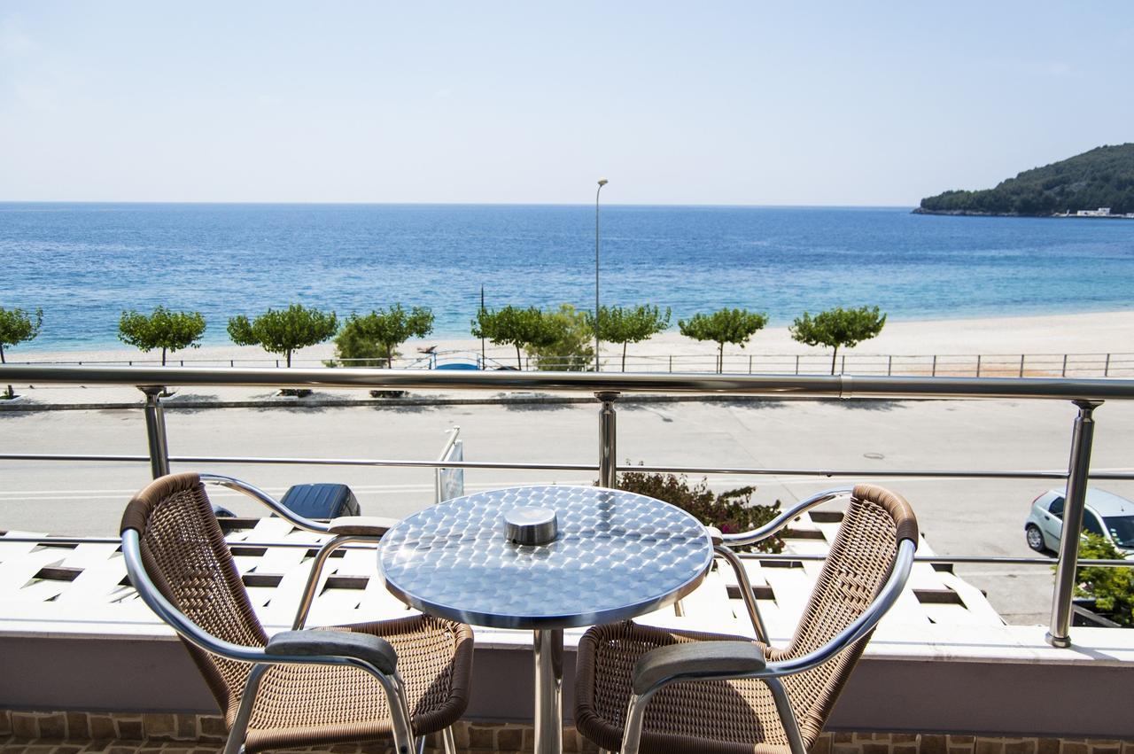 Dhima Hotel Himarë Exteriér fotografie