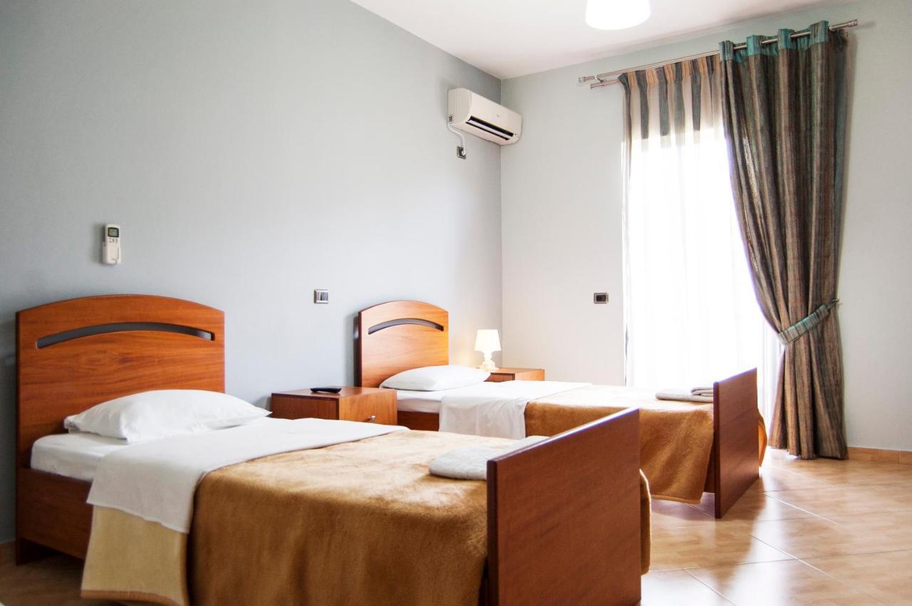 Dhima Hotel Himarë Exteriér fotografie
