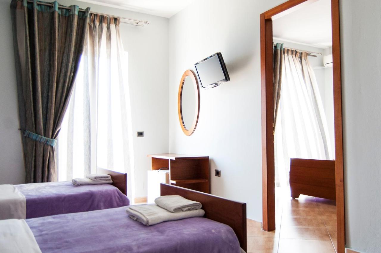 Dhima Hotel Himarë Exteriér fotografie